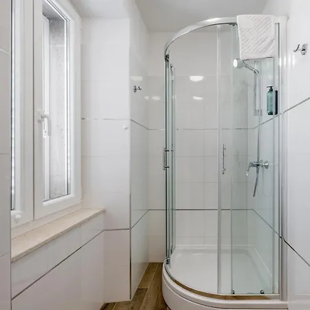 Inmotion Luxury شقة